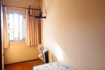 Casa à venda com 157m², 5 quartos e 2 vagasQuarto 2