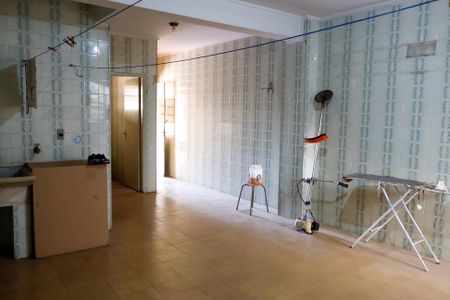 Casa à venda com 157m², 5 quartos e 2 vagasLavanderia