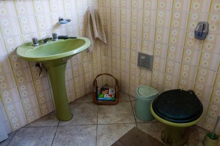 Casa à venda com 157m², 5 quartos e 2 vagasBanheiro