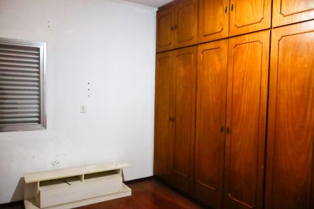 Casa à venda com 157m², 5 quartos e 2 vagasQuarto 1