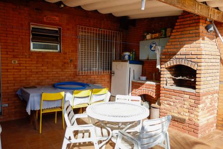 Casa à venda com 157m², 5 quartos e 2 vagasÁrea comum - Churrasqueira