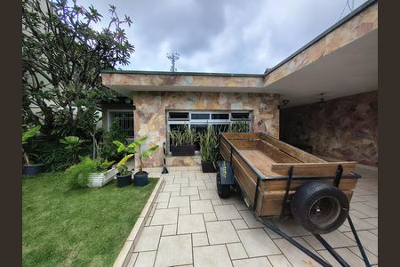 Casa para alugar com 265m², 3 quartos e 3 vagas Casa para alugar com 265m², 3 quartos e 3 vagasGaragem