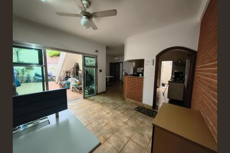 Casa para alugar com 265m², 3 quartos e 3 vagas Casa para alugar com 265m², 3 quartos e 3 vagasCozinha
