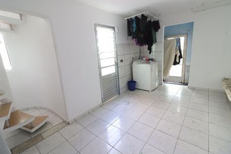 Casa à venda com 215m², 3 quartos e 2 vagasÁrea de Serviço