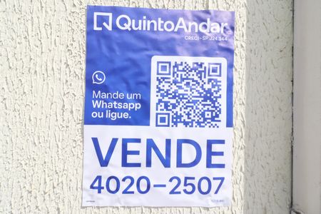Casa à venda com 215m², 3 quartos e 2 vagasPlaca