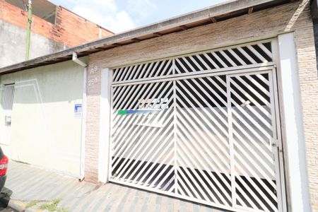 Casa à venda com 215m², 3 quartos e 2 vagasFachada