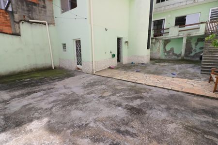 Casa à venda com 215m², 3 quartos e 2 vagasQuintal
