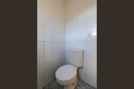 Casa para alugar com 400m², 2 quartos e 4 vagasBanheiro de Serviço