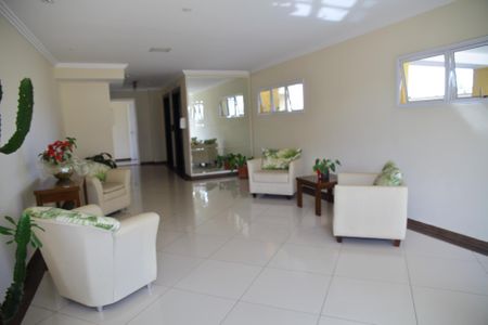 Apartamento à venda com 59m², 2 quartos e 1 vagaÁrea comum - Hall de entrada 