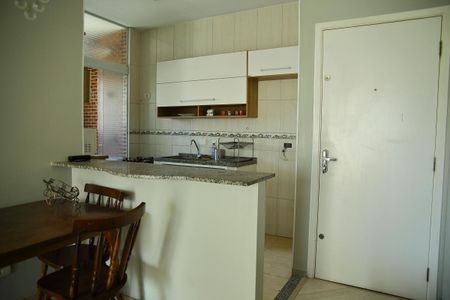 Apartamento à venda com 59m², 2 quartos e 1 vagaCozinha 