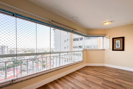 Apartamento para alugar com 158m², 3 quartos e 3 vagas Apartamento para alugar com 158m², 3 quartos e 3 vagasSacada