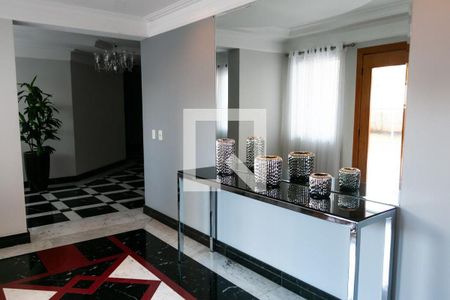 Apartamento para alugar com 158m², 3 quartos e 3 vagas Apartamento para alugar com 158m², 3 quartos e 3 vagasÁrea comum - Hall