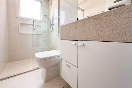 Apartamento para alugar com 158m², 3 quartos e 3 vagas Apartamento para alugar com 158m², 3 quartos e 3 vagasBanheiro da Suíte 2