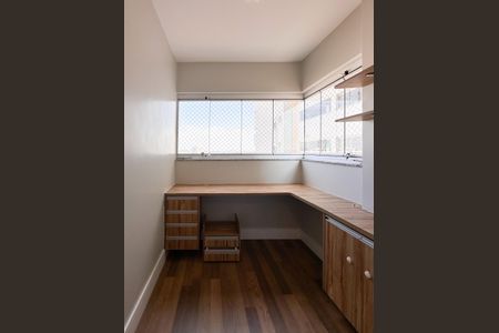 Apartamento para alugar com 158m², 3 quartos e 3 vagas Apartamento para alugar com 158m², 3 quartos e 3 vagasVaranda da Suíte 3