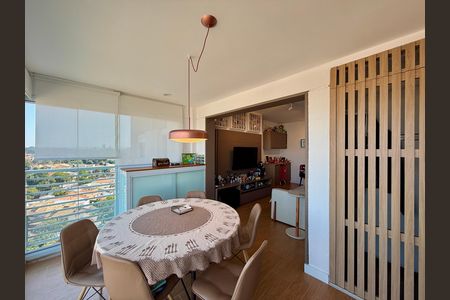 Apartamento à venda com 64m², 2 quartos e 1 vagaVaranda