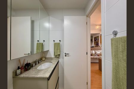 Apartamento à venda com 64m², 2 quartos e 1 vagaBanheiro Social 