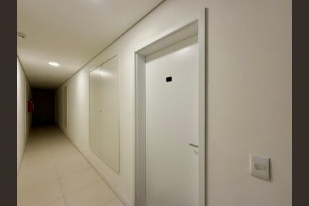 Apartamento à venda com 64m², 2 quartos e 1 vagaHall Apartamento 