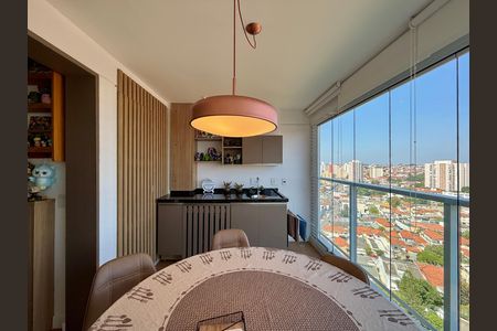 Apartamento à venda com 64m², 2 quartos e 1 vagaVaranda