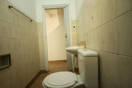 Banheiro de casa para alugar com 1 quarto, 60m² em Parque Jabaquara, São Paulo