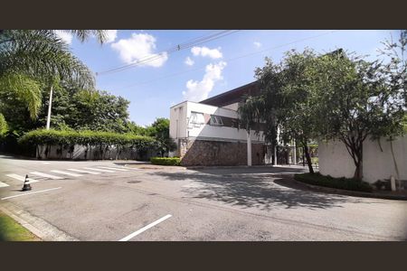 Apartamento para alugar com 80m², 3 quartos e 1 vagaFachada e portaria