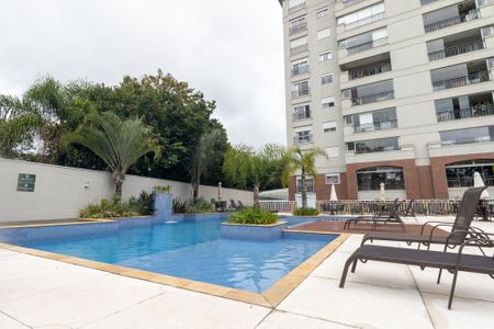 Apartamento para alugar com 112m², 1 quarto e 2 vagas Apartamento para alugar com 112m², 1 quarto e 2 vagasÁrea comum - Piscina