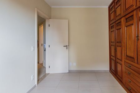 Apartamento à venda com 104m², 2 quartos e 2 vagasQuarto