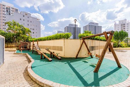 Apartamento à venda com 104m², 2 quartos e 2 vagasÁrea comum - Playground