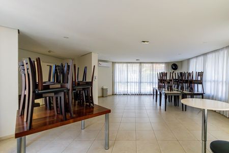 Apartamento à venda com 104m², 2 quartos e 2 vagasÁrea comum - Salão de festas