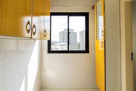 Apartamento à venda com 104m², 2 quartos e 2 vagasQuarto de serviço