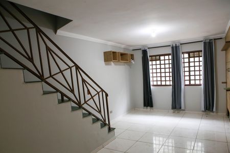 Sala de casa à venda com 2 quartos, 180m² em Butantã, São Paulo