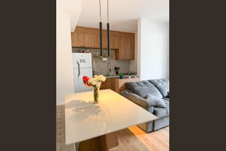 Apartamento à venda com 43m², 2 quartos e sem vaga Apartamento à venda com 43m², 2 quartos e sem vagaSala