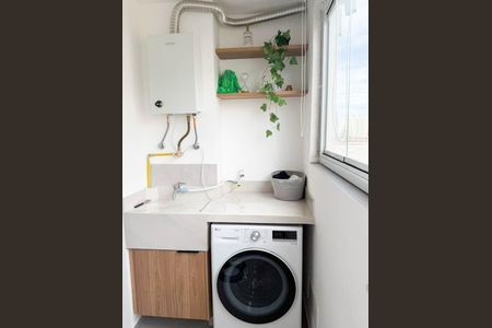Apartamento à venda com 43m², 2 quartos e sem vaga Apartamento à venda com 43m², 2 quartos e sem vagaÁrea de serviço