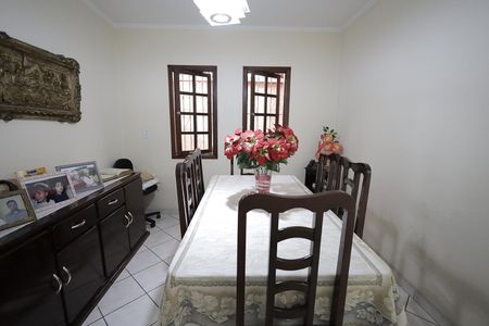 Sala de Jantar de casa à venda com 3 quartos, 173m² em Jardim Ocara, Santo André