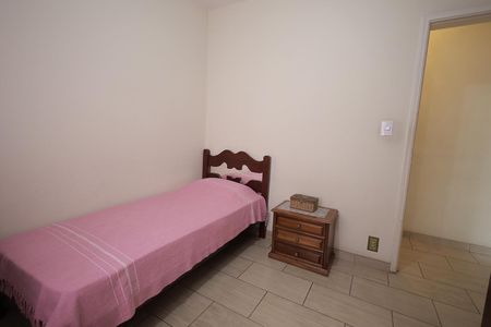 Casa à venda com 173m², 3 quartos e 2 vagasQuarto 2