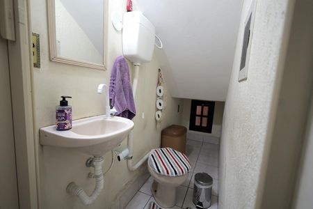 Casa à venda com 173m², 3 quartos e 2 vagasLavabo