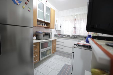 Casa à venda com 173m², 3 quartos e 2 vagasCozinha