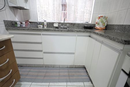 Casa à venda com 173m², 3 quartos e 2 vagasCozinha