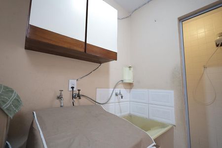 Casa à venda com 173m², 3 quartos e 2 vagasÁrea de Serviço