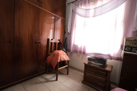Casa à venda com 173m², 3 quartos e 2 vagasQuarto 2