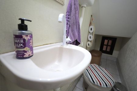 Casa à venda com 173m², 3 quartos e 2 vagasLavabo