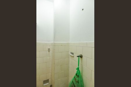 Apartamento à venda com 75m², 2 quartos e sem vagaBanheiro de Serviço