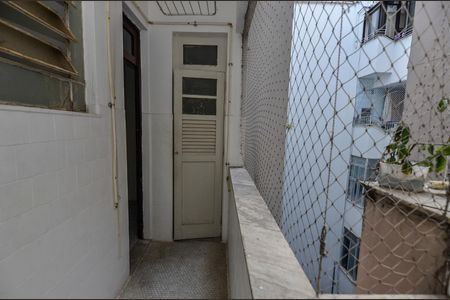 Apartamento à venda com 75m², 2 quartos e sem vagaÁrea de Serviço