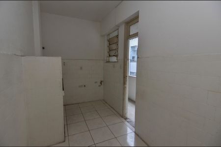 Apartamento à venda com 75m², 2 quartos e sem vagaCozinha