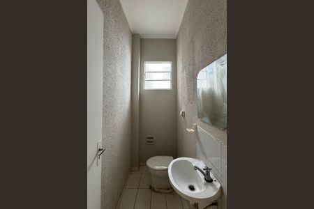 Casa à venda com 171m², 3 quartos e 1 vagaLavabo 