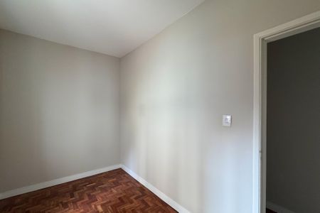 Casa à venda com 171m², 3 quartos e 1 vagaQuarto 2