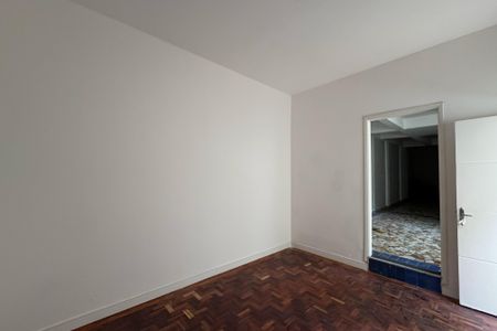 Casa à venda com 171m², 3 quartos e 1 vagaSalão 