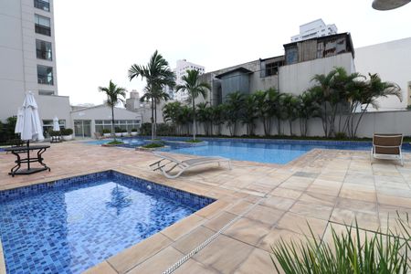 Apartamento para alugar com 95m², 2 quartos e 2 vagasÁrea comum - Piscina