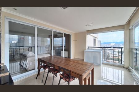 Apartamento para alugar com 95m², 2 quartos e 2 vagasVaranda