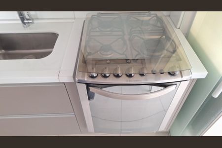 Apartamento para alugar com 95m², 2 quartos e 2 vagasDetalhe
