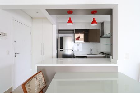 Apartamento para alugar com 95m², 2 quartos e 2 vagasCozinha e Área de Serviço